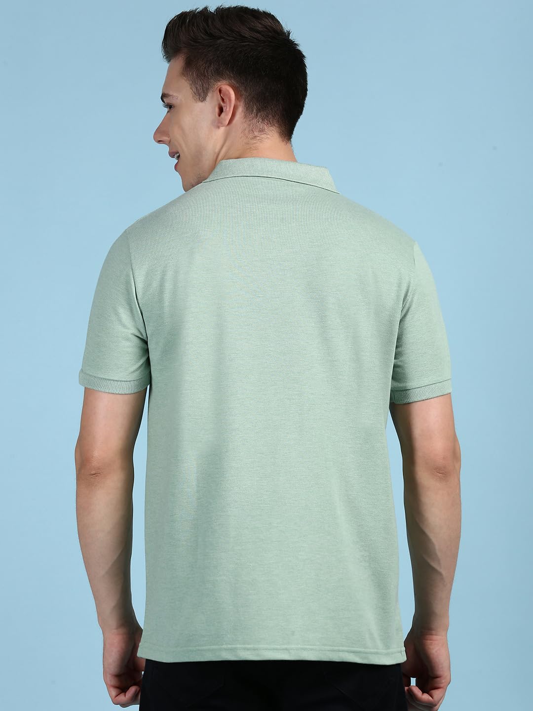 Men's Half Sleeve Soild Casual Regular Fit T-Shirt - Image 3